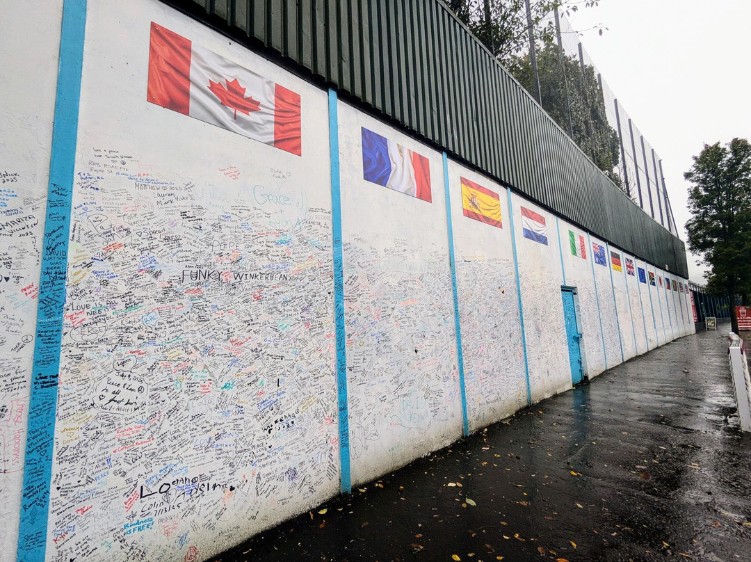 Peace Wall-贝尔法斯特必去景点