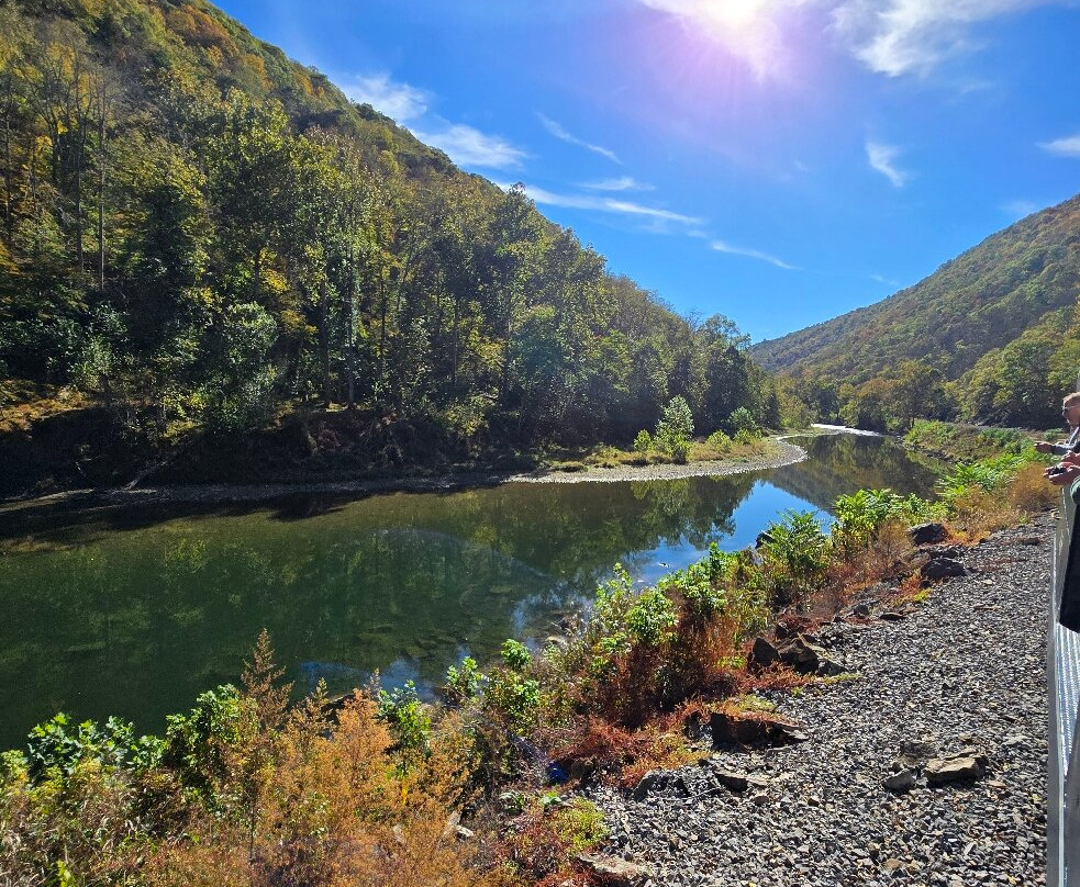Potomac Eagle Scenic Railroad-Romney必去景点