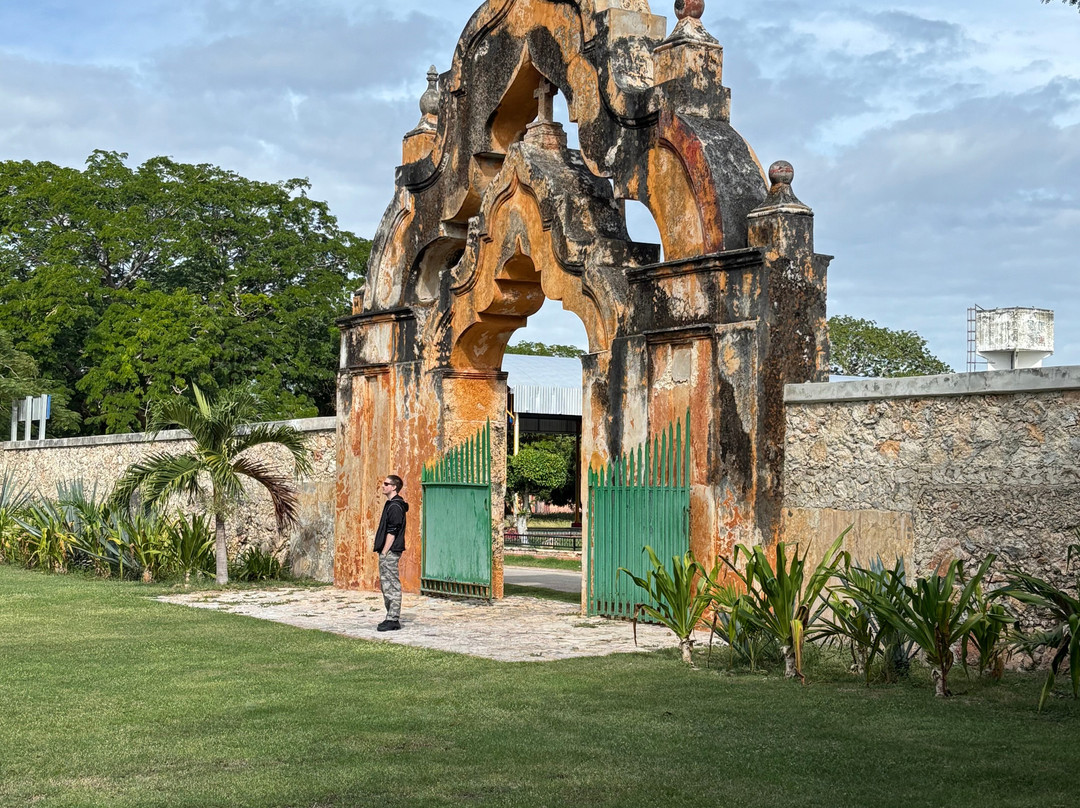 Lawson's Original Yucatan Excursions-Progreso必去景点