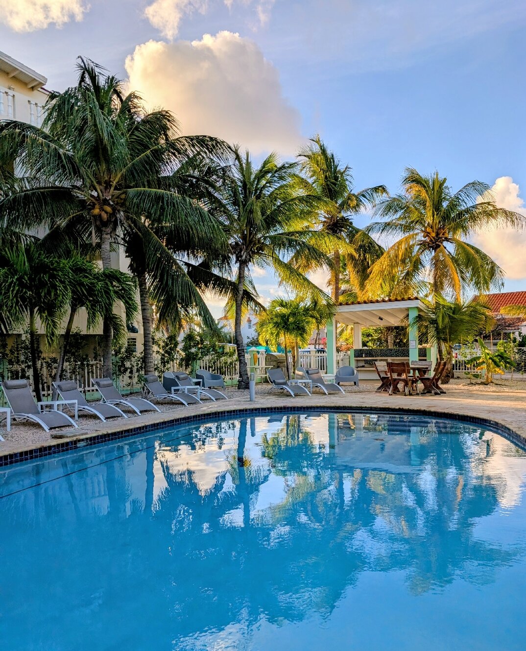 Coral Paradise Resort-官方