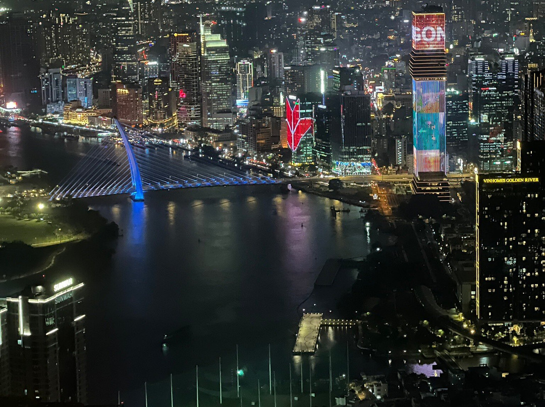 Club V E-gaming-胡志明市必去景点