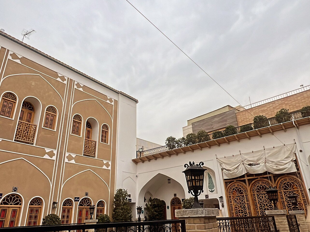 Sohrevardi Traditional Hotel主图