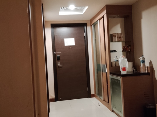 阿斯顿皇府大酒店主图