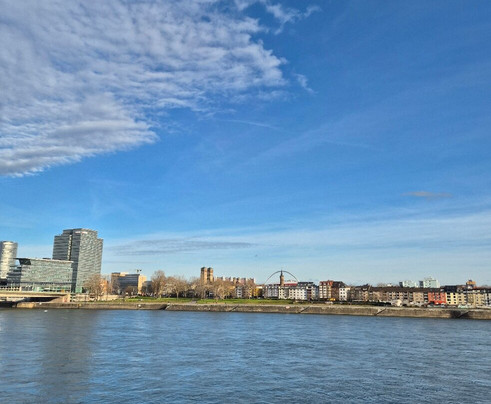 Freitreppe Kölner Rheinboulevard-科隆必去景点