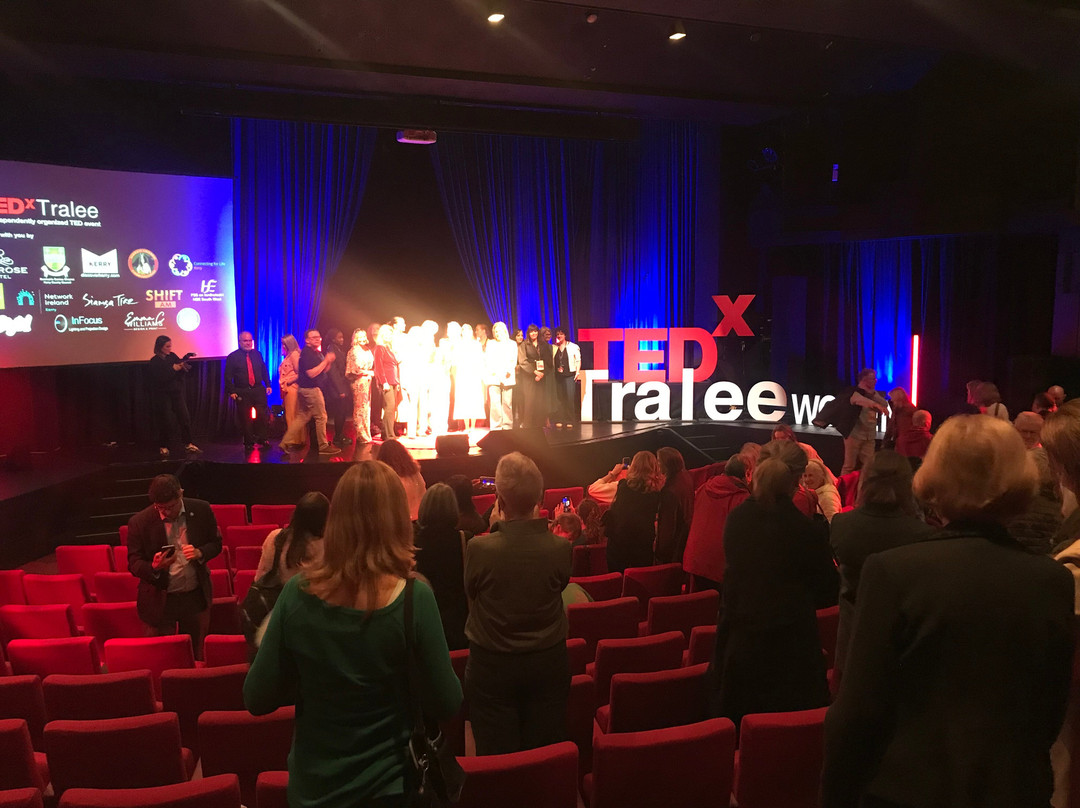 Siamsa Tire Theatre & Arts Centre-特拉利必去景点