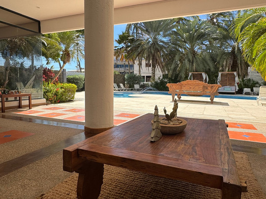 Hotel California主图