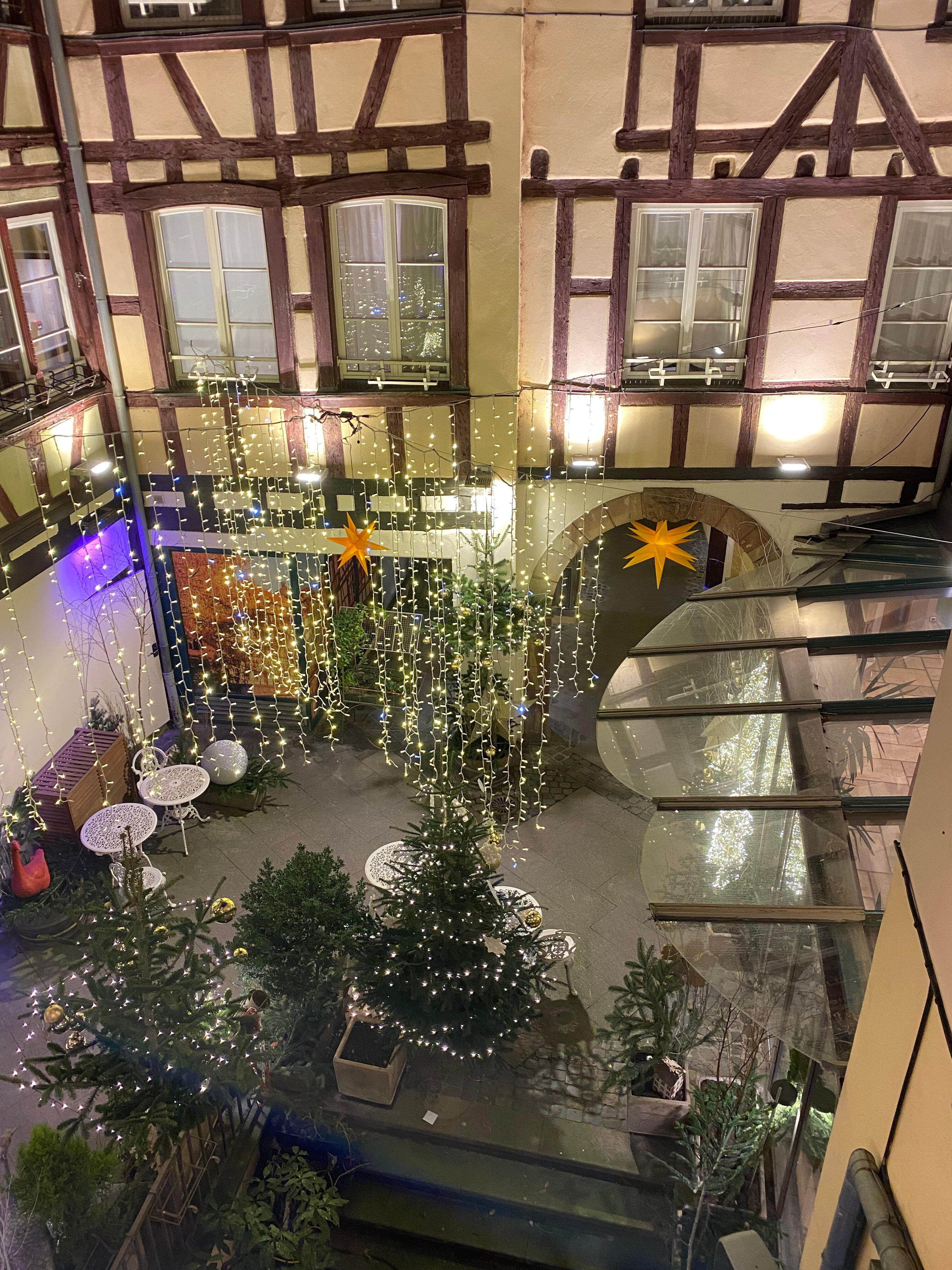 宝库尔酒店-官方