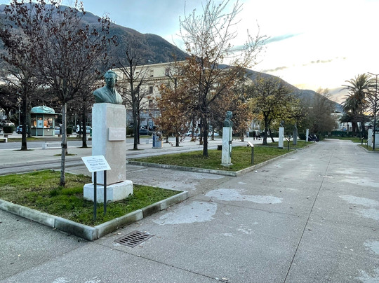 Viale Degli Artisti-斯塔比亚海堡必去景点