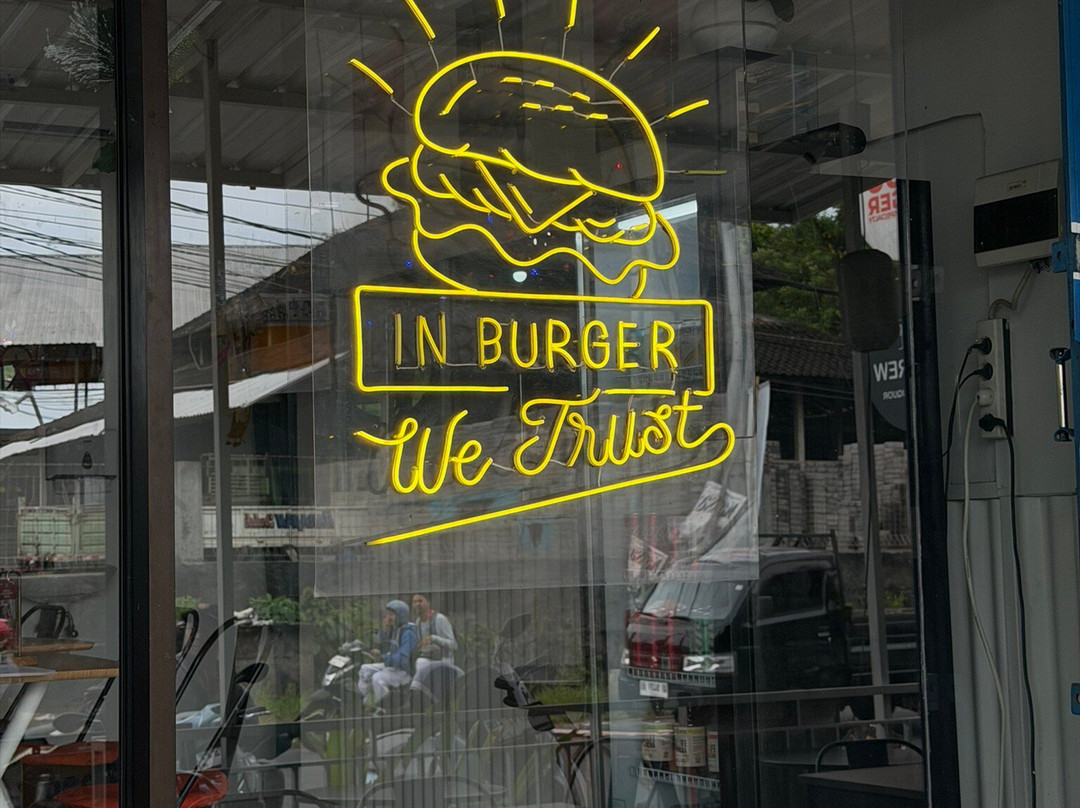 2080 Burger Canggu