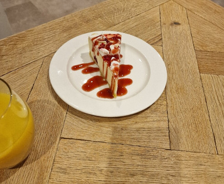 埃士佛德国际希尔顿欢朋酒店主图