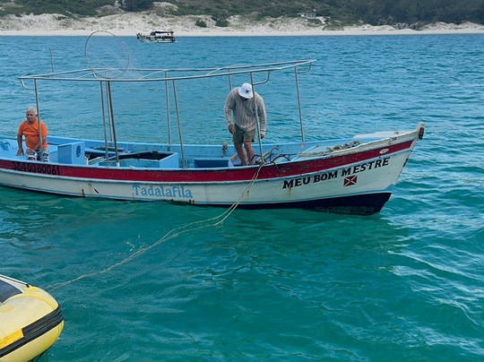 Embarcacao Ericka Barreto-阿拉伊阿尔港必去景点