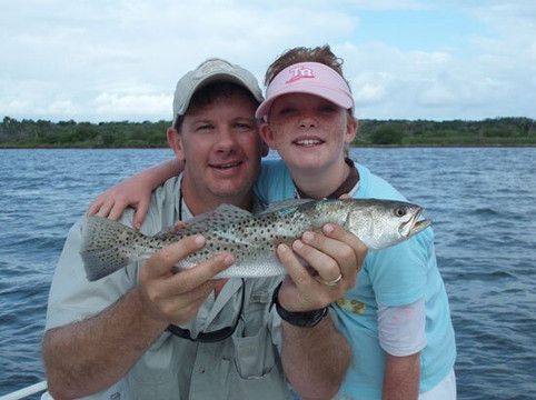 Gone Fishing Guide Service-Oak Hill必去景点