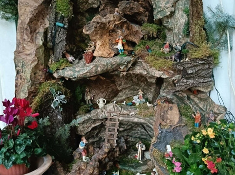 Abbazia Di Maguzzano-洛纳托德尔加尔达必去景点