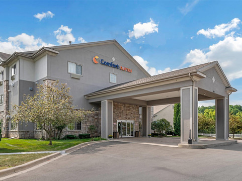 日内瓦湖城东舒适套房酒店