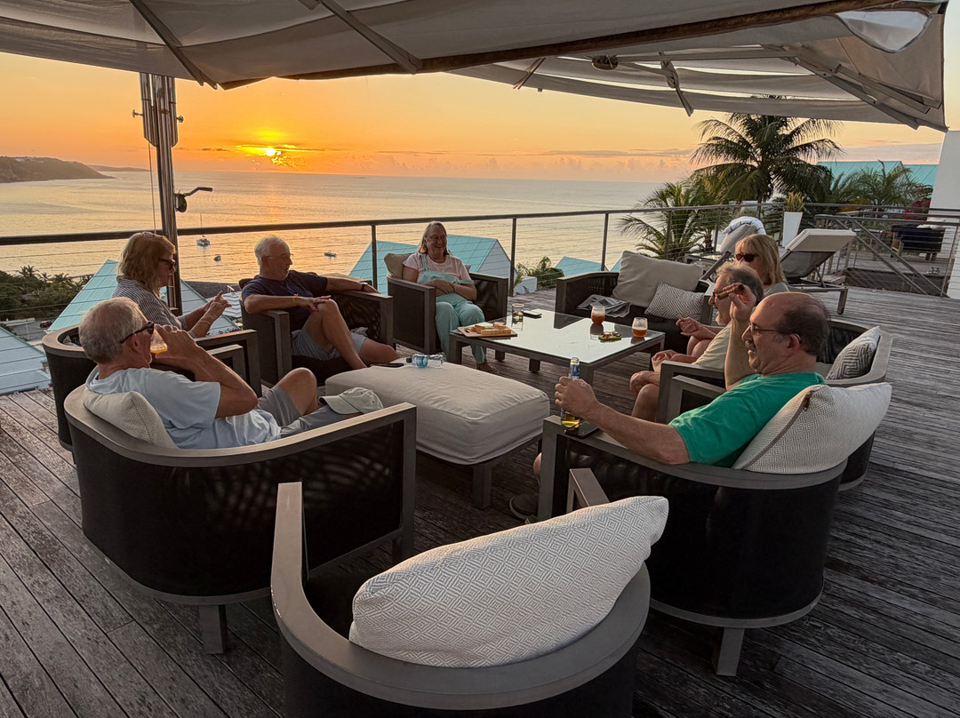 CeBlue Luxury Villas主图