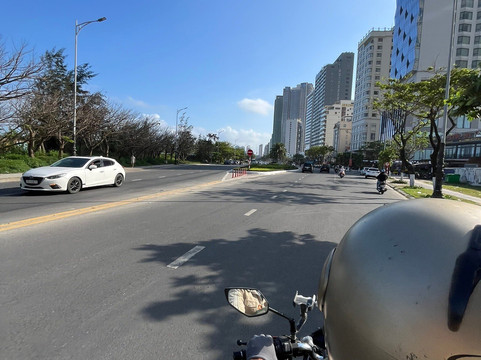 Hai Van Pass Riders-顺化必去景点