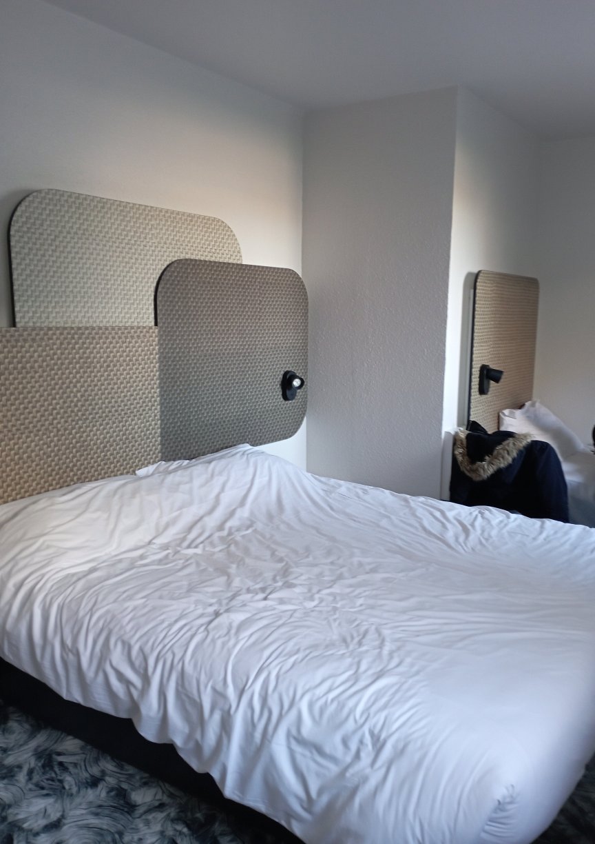 凡尔赛宫勒谢奈 B&B 酒店-浴室