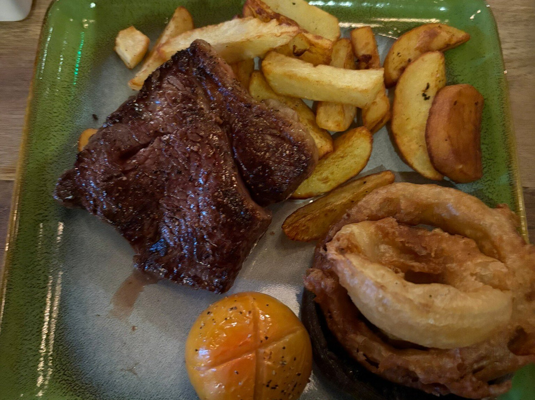 The Old Station Hotel主图