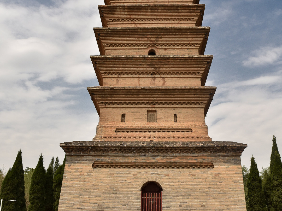 宝轮寺塔-三门峡市必去景点