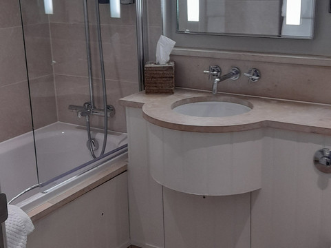 经典英国圣布莱斯SPA酒店主图