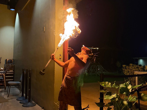 Ahi Lele Luau Fire Show-基拉韦厄必去景点