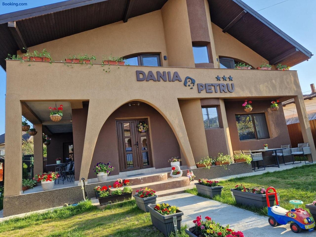 Dania & Petru Residence