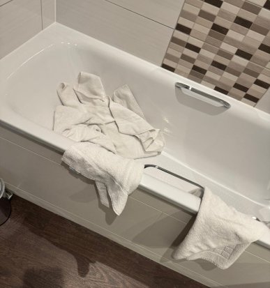 克里布斯铜锣湾（M5,J17）布里斯托尔普瑞米尔酒店-旅行者
