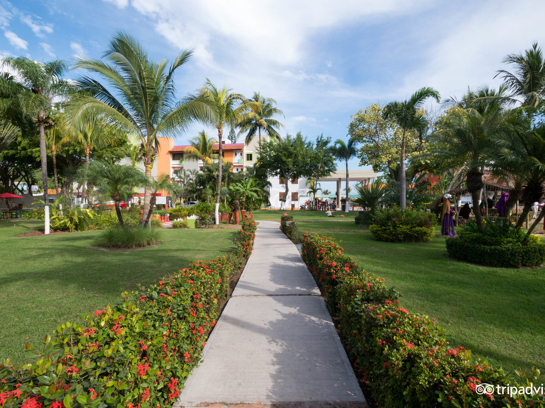 德卡梅隆洛斯科科斯瓜亚比托斯，拉玛达全包度假村