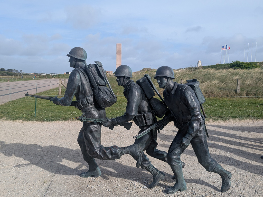 Normandy Discovery Tours-Sainte-Mere-Eglise必去景点