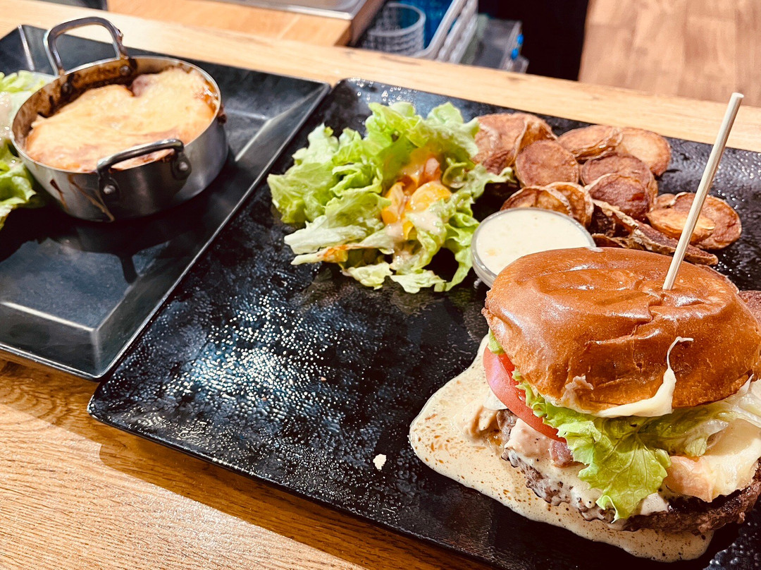 Le PUB