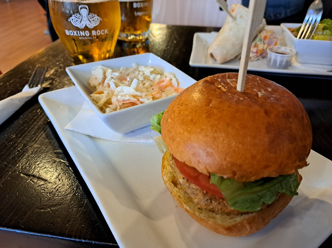 Boxing Rock Brewing Co-Shelburne必去景点
