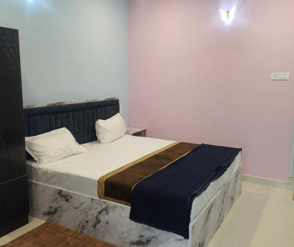 Annachi residency
