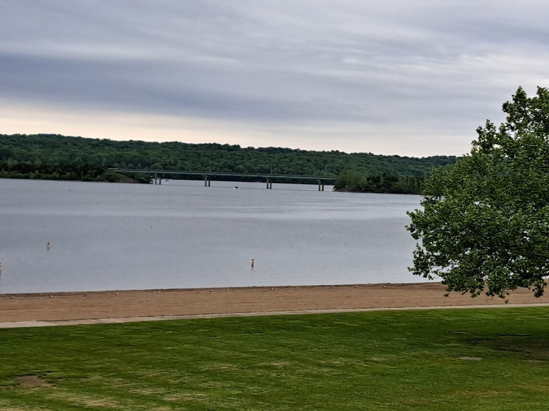 Mounds State Recreation Area-Brookville必去景点