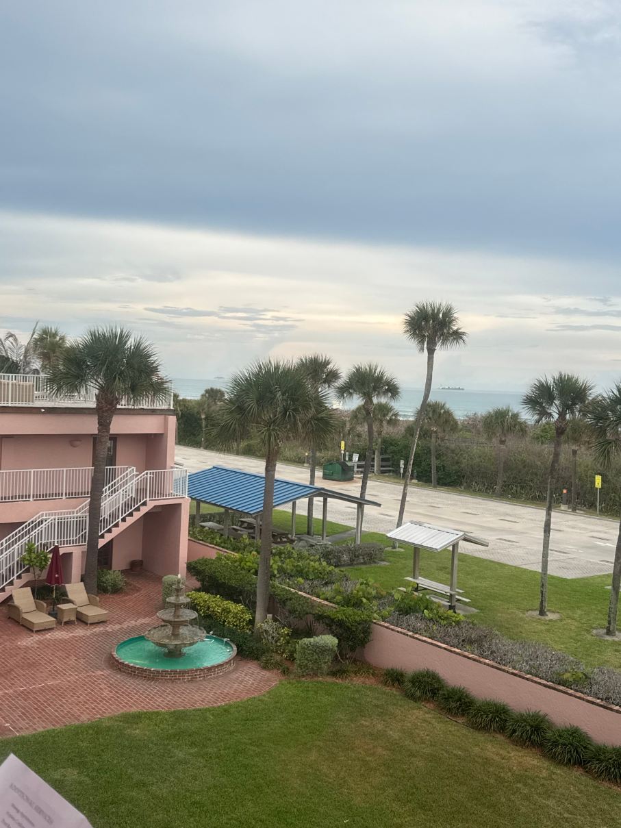 The Inn at 可可比奇海滩旅馆-旅行者