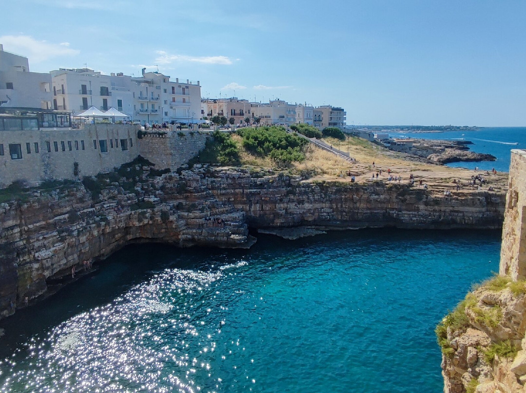 Centro Storico di Polignano a Mare-波利尼亚诺阿马雷必去景点