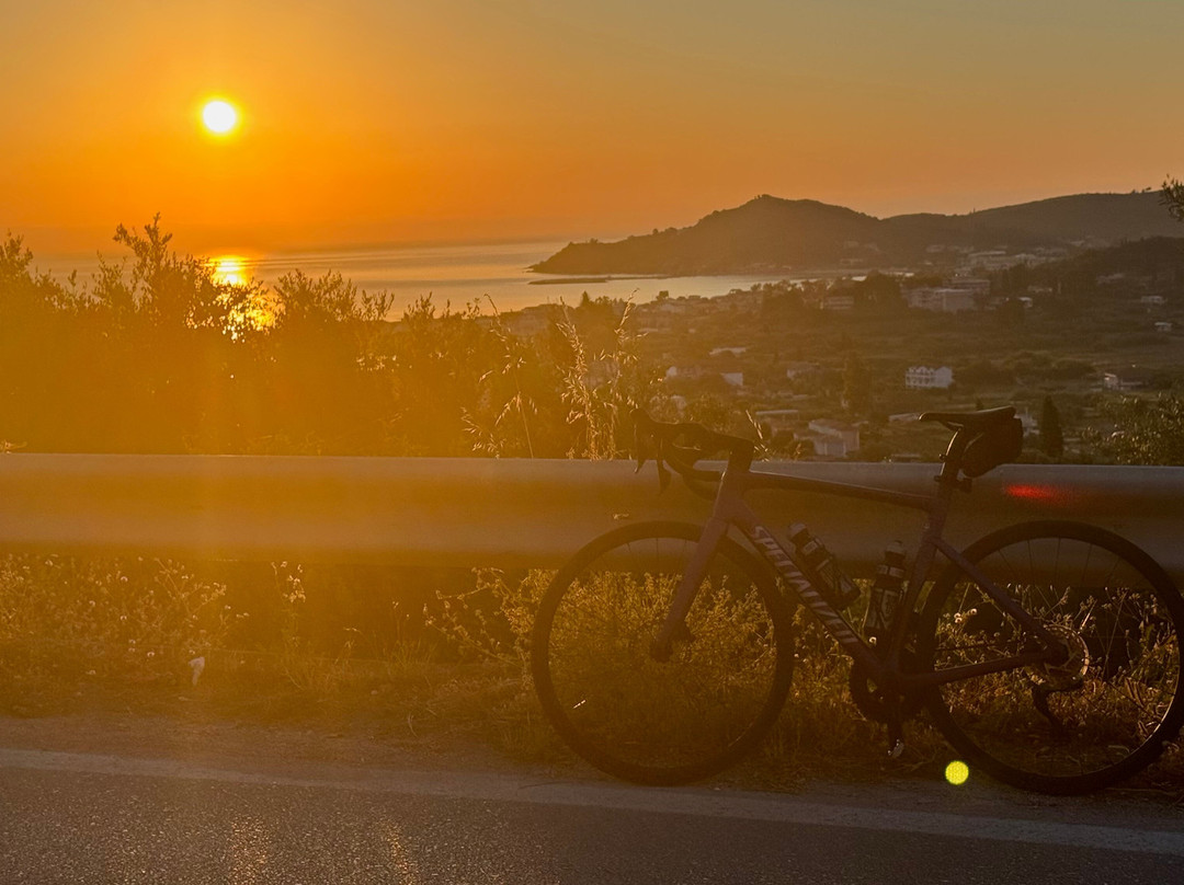 Cycling Center Zakynthos Podilatadiko-扎金索斯镇必去景点