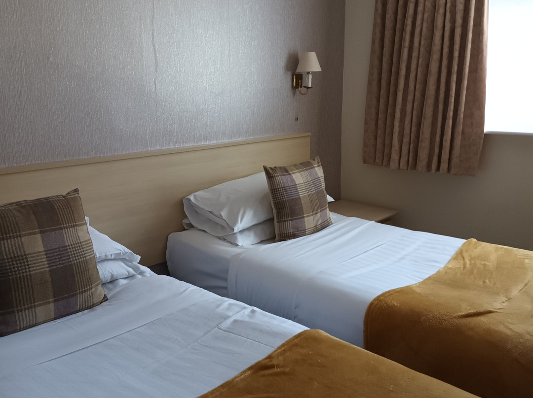 Adelaide House Hotel主图