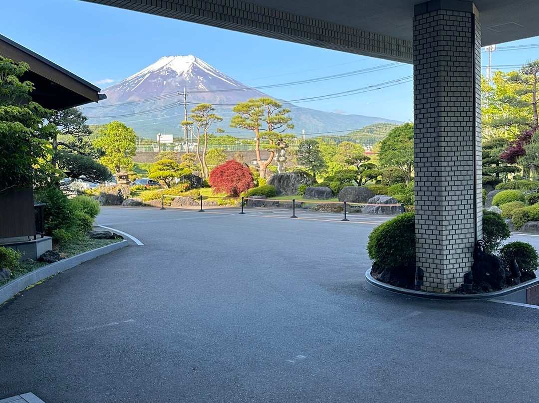 富士山温泉 钟山苑酒店主图