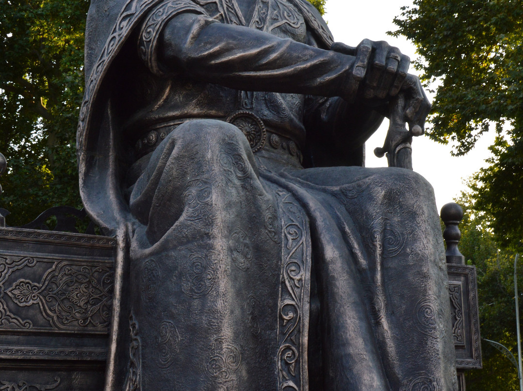 Statue of Amir Temur-撒马尔罕必去景点