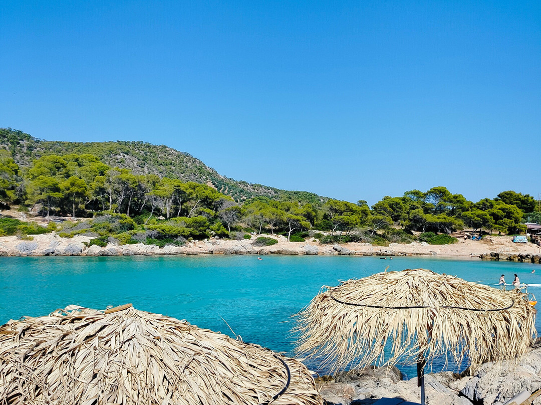Aponisos Beach-Angistri必去景点