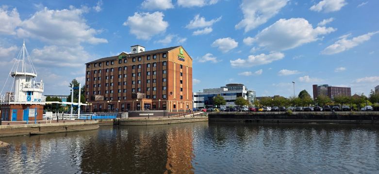 Holiday Inn Express 曼彻斯特 - 索尔福德码头-旅行者