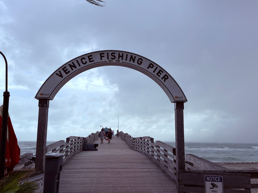 Sharky’s On The Pier-威尼斯必去景点