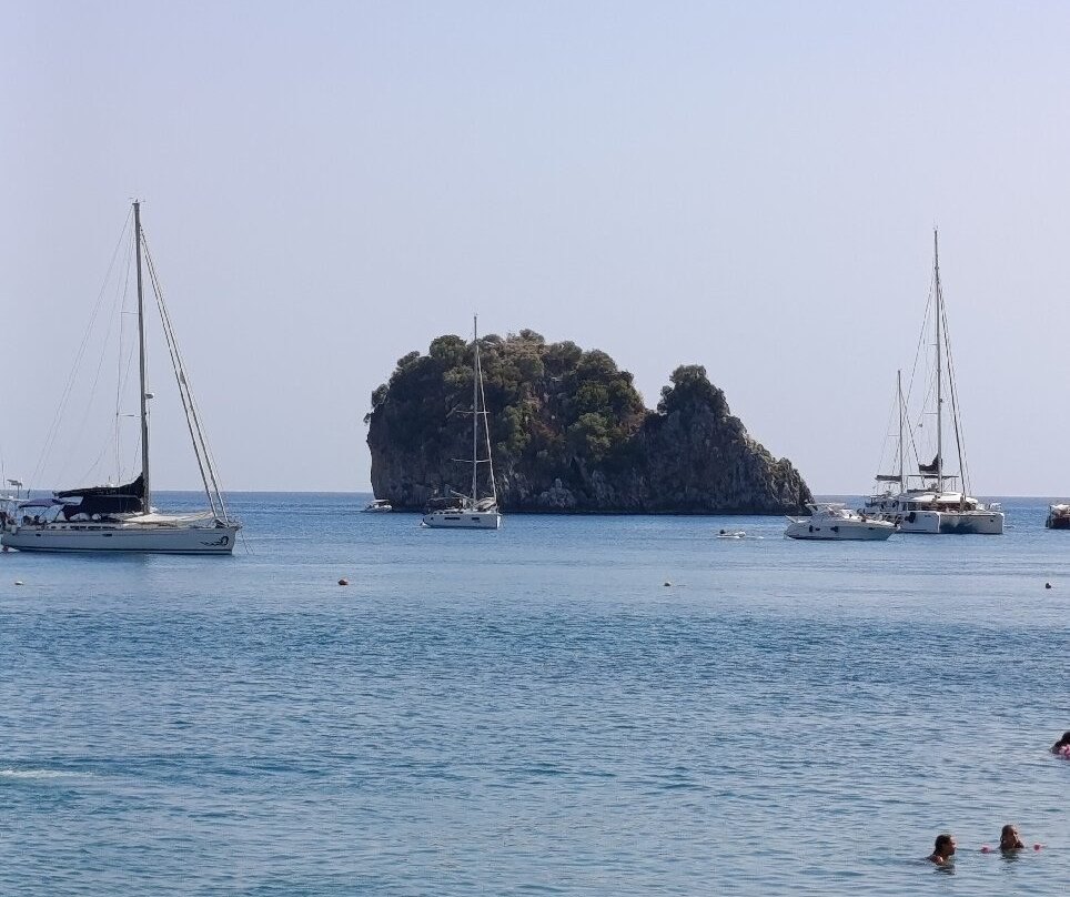 Baia del Buon Dormire-Faracchio必去景点