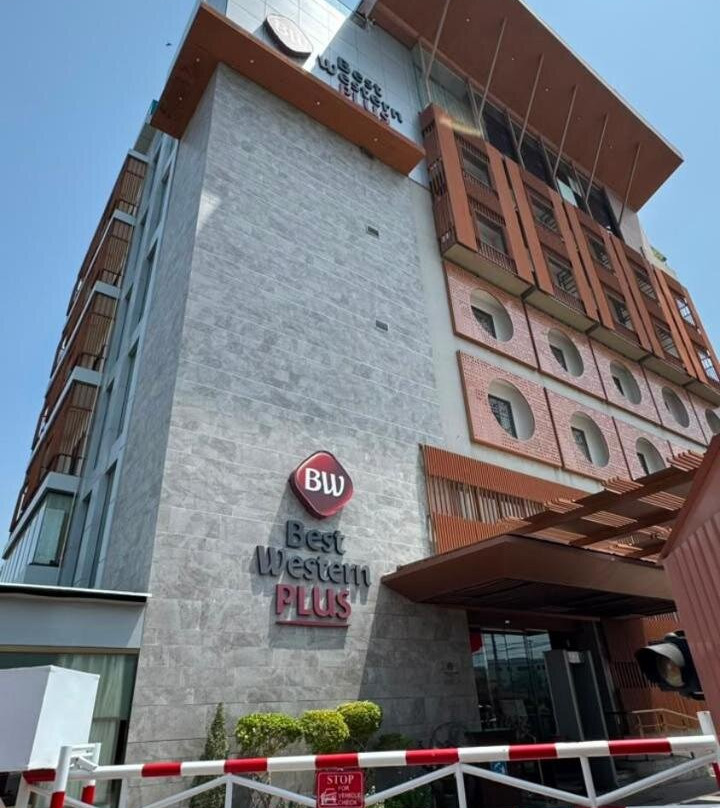 Best Western Plus Grand Hotel Multan