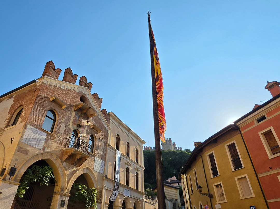 Palazzo di Giustizia-Soave必去景点