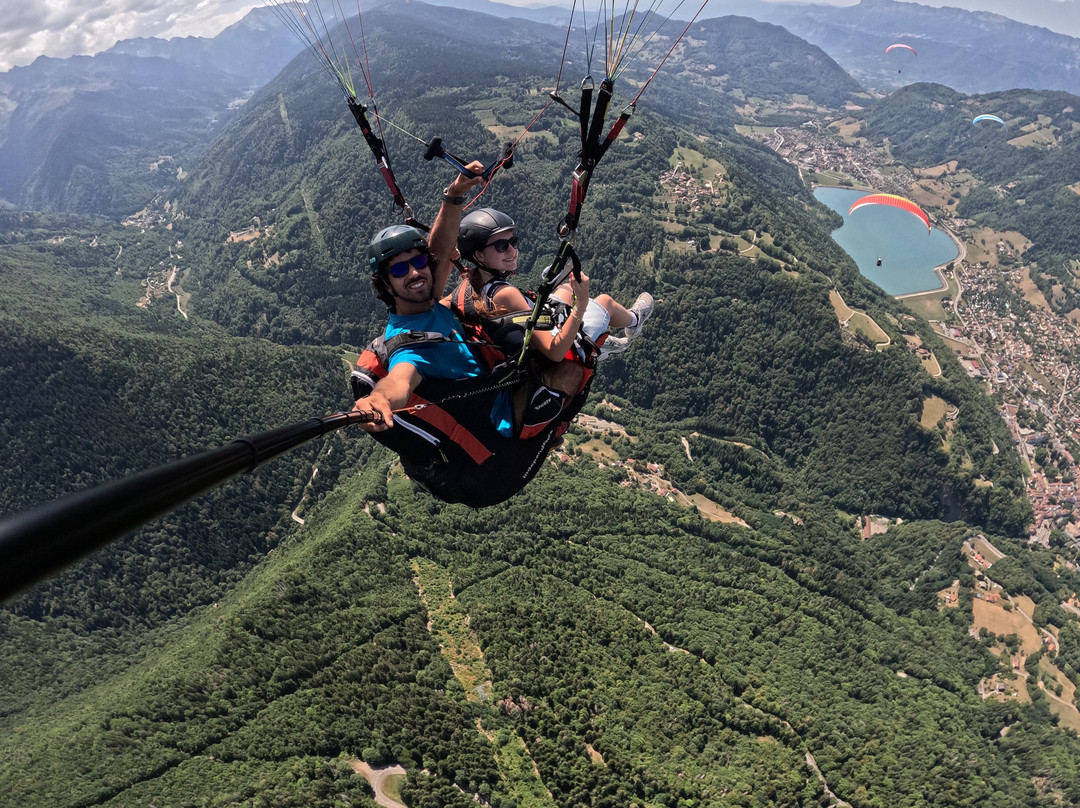 Sacha parapente biplace-Allevard必去景点