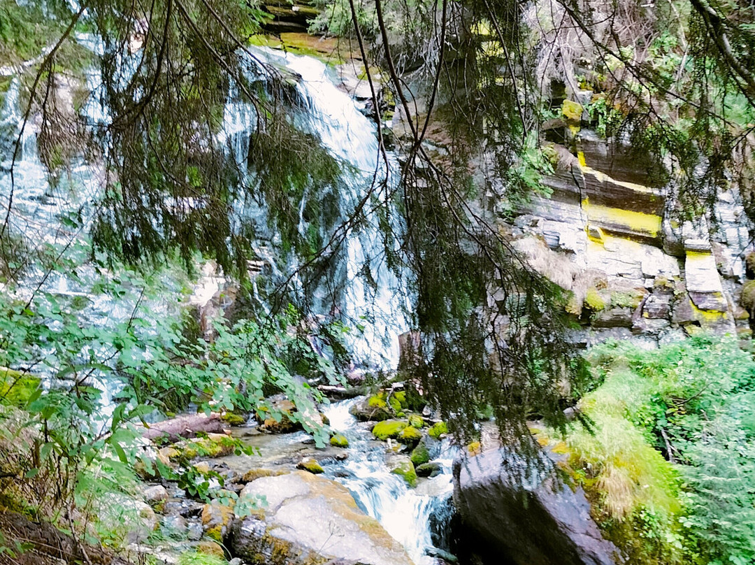 Cascate Di Mascognaz-尚波吕克必去景点