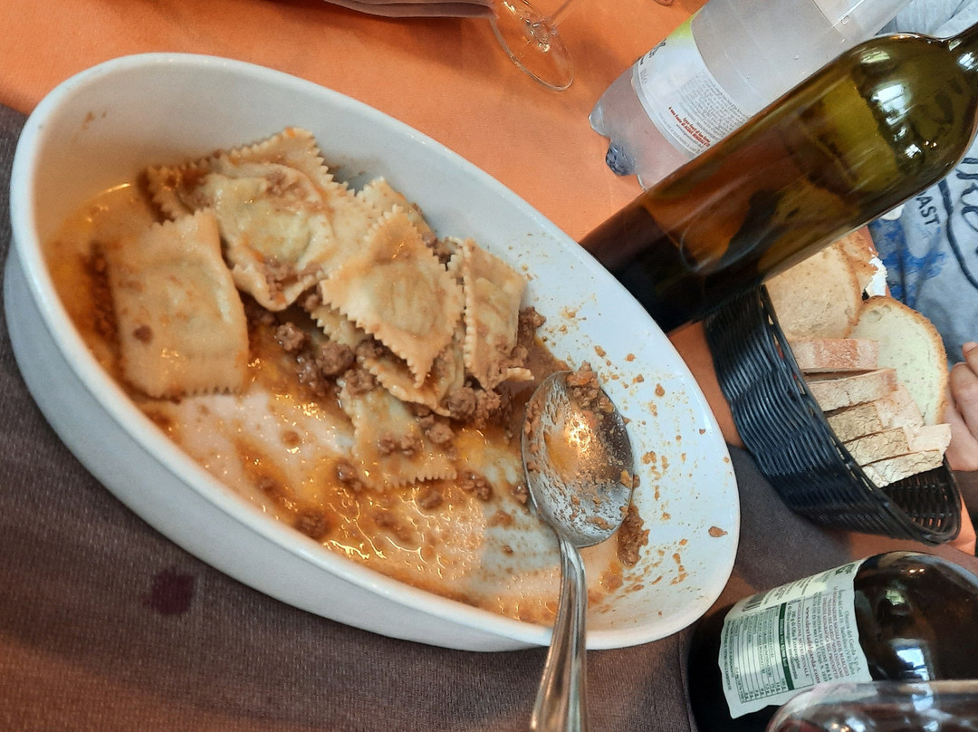Trattoria Volpi O Dei Cacciatori