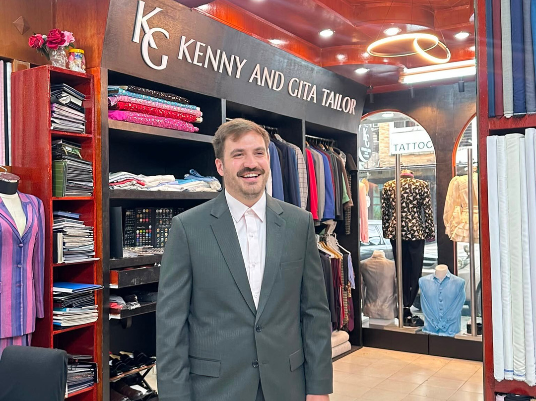 Kenny and Gita Tailor-Karon Beach必去景点