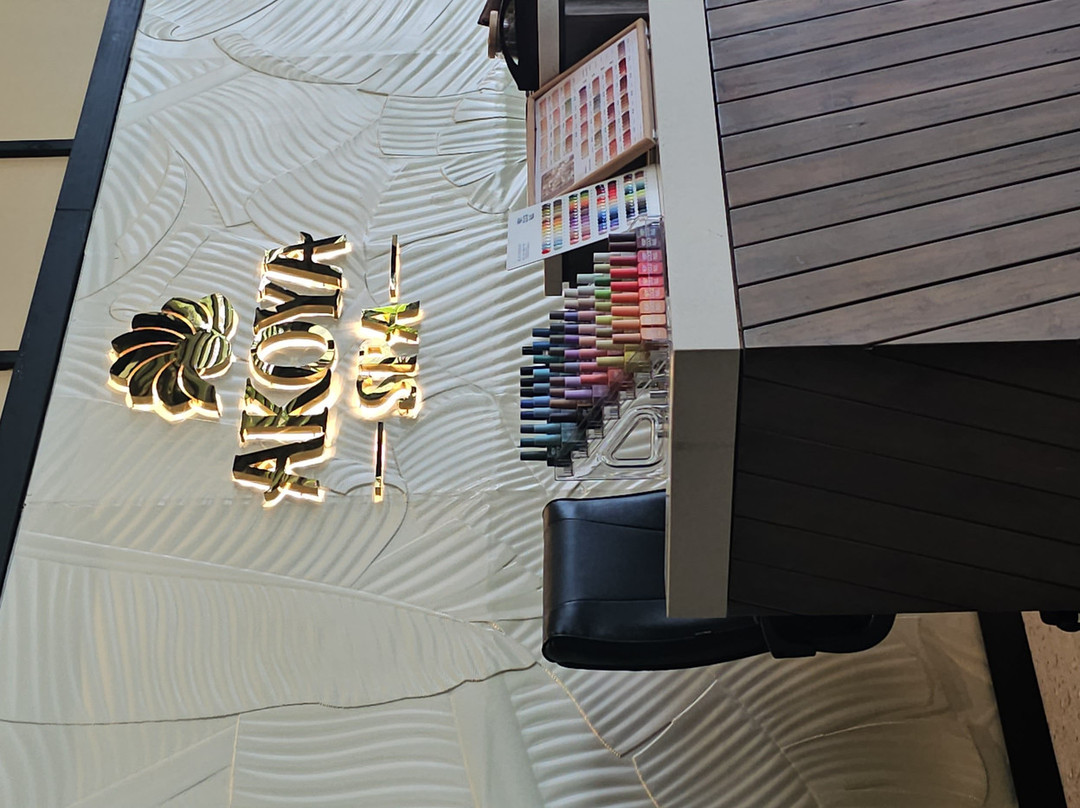 芽庄温佩奢华酒店主图